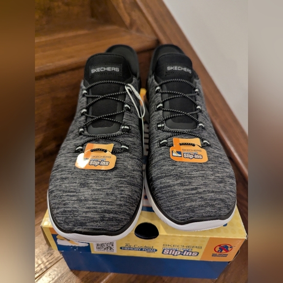 Skechers Air Cooled Memory Foam Slip-Ins – Women’s Size 10 – Black & Gray - Picture 6 of 13